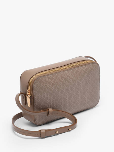 Cross Body Tas Coated Emblem Calvin klein jeans Beige coated emblem 4F3268G ander zicht 1