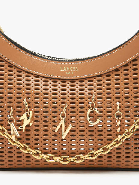 Cross Body Tas M Croisette Charms Leder Lancel Bruin croisette A14012 ander zicht 3