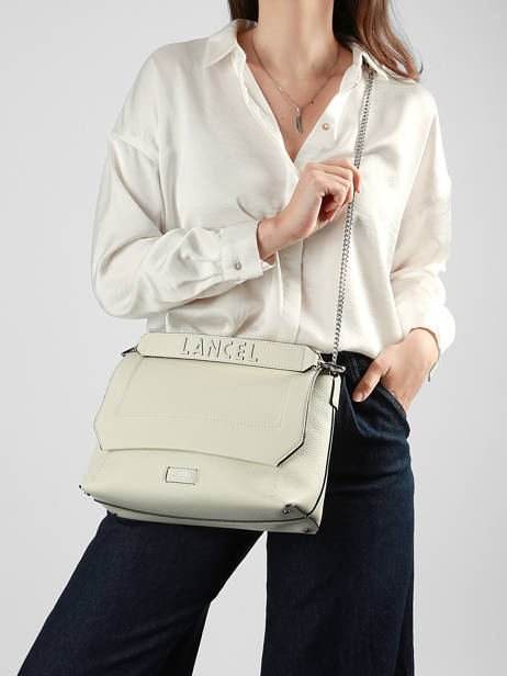 Cross Body Tas L Ninon Soft Leder Lancel Wit ninon A13783 ander zicht 1